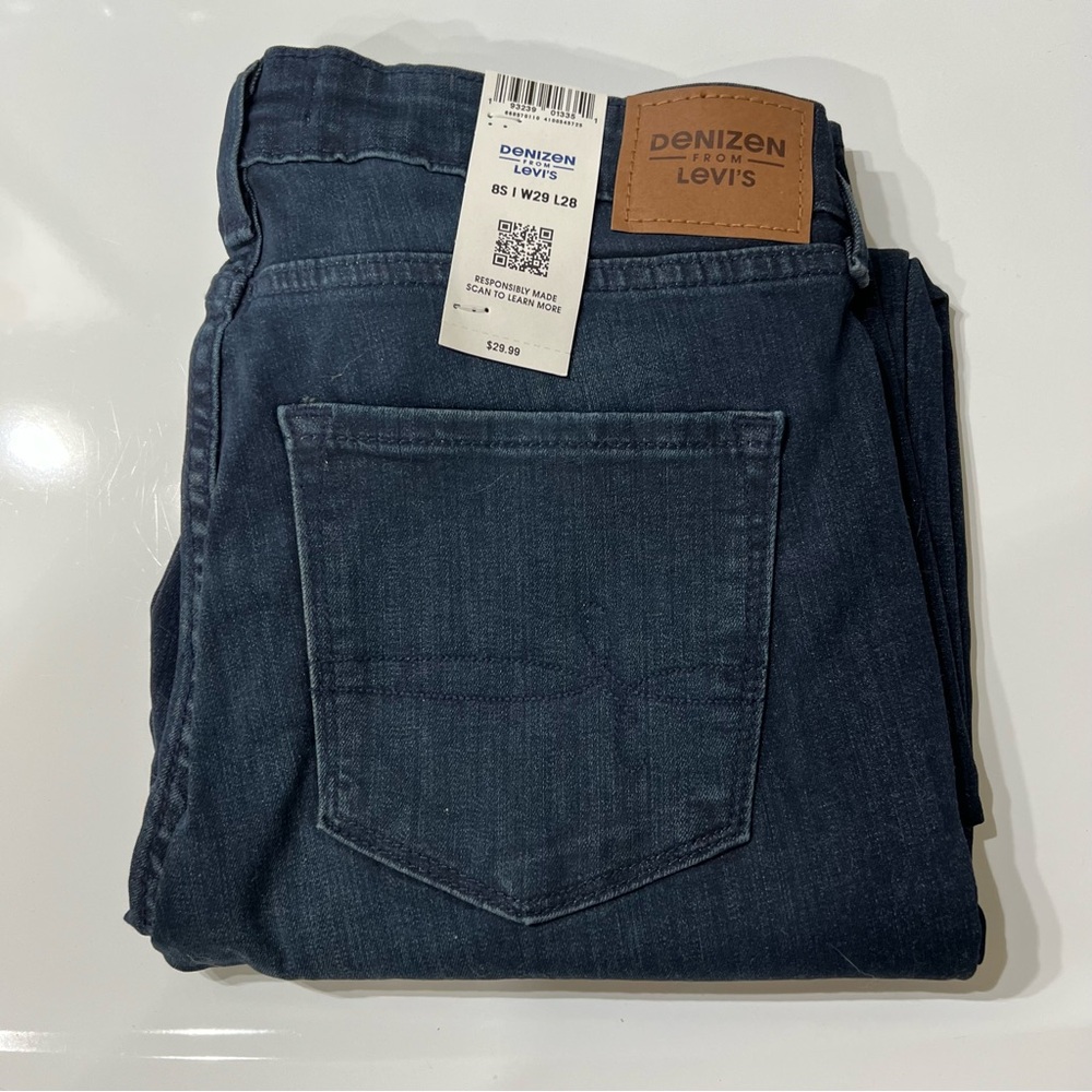 Denizen Levi Wm 8 Skinny Jeans in Dark Indigo 29x28 10” rise NWT